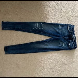 Dark wash ripped American eagle jeans